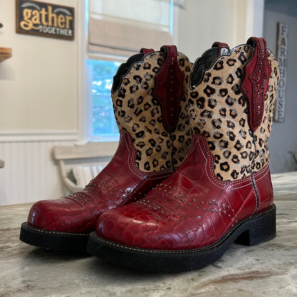 The original fatboy Ariat cowgirl boot
